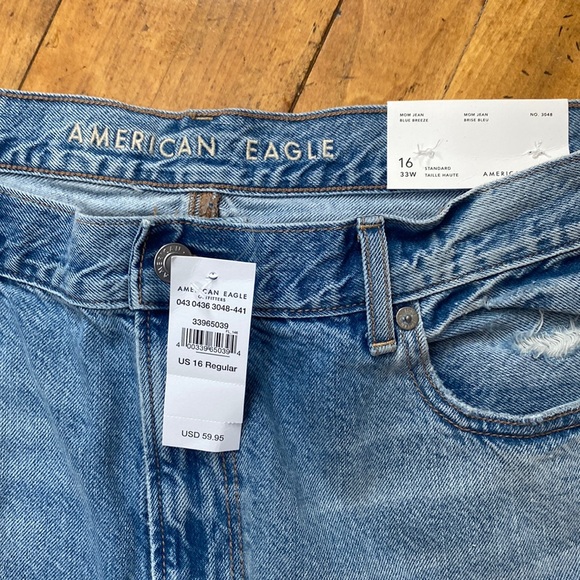 NWT AE Ripped Mom Jean - Picture 5 of 10